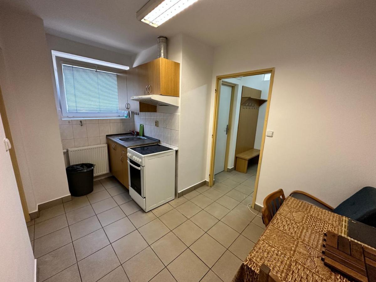 Apartment Bydleni V Brumove S.r.o. *